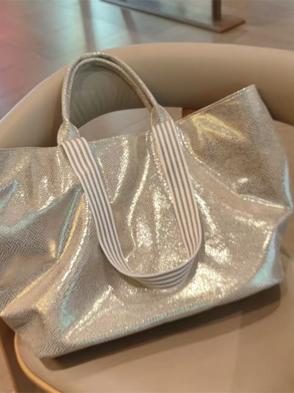 Cross-Border Bestseller Shoulder Tote Bag Minimalist Relaxed Large Handbag Stylish Outing Travel Shoulder Bag